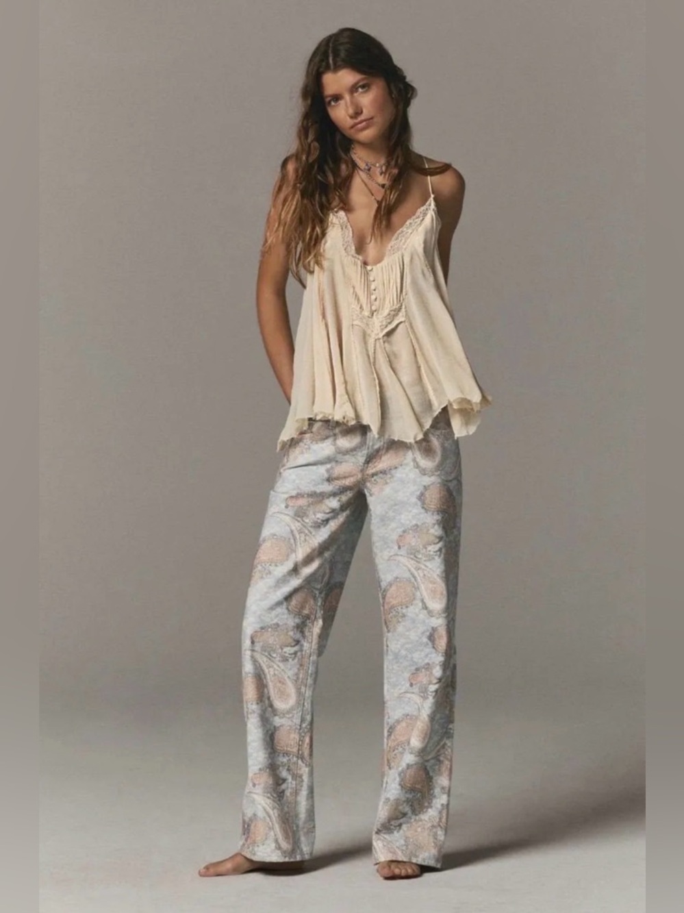 We The Free Tennessee Low-Rise
Illusions Jeans in Limestone Paisley Size 24 NWT! - Picture 8 of 10